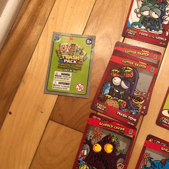 🗑️Trash Pack 90-Card Lot (incl. foil & sparkle)+Game Rules Moose Toys Game Cards - Picture 5 of 7